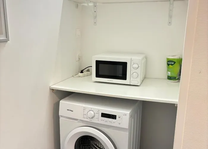 Grand T3, Climatise, Calme, Centre Ville, Parking, 